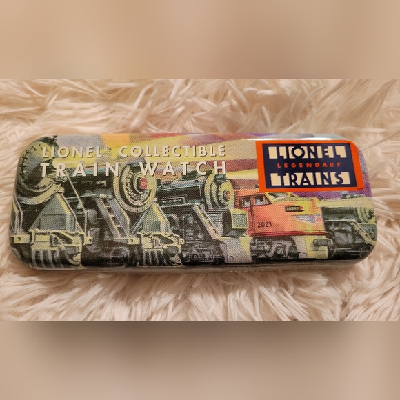 Lionel Legendary Trains Collectible Train Watch - Picture 3 of 9